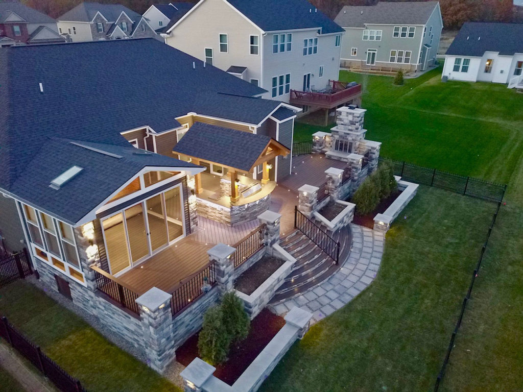 Beautiful deck in Livingston County